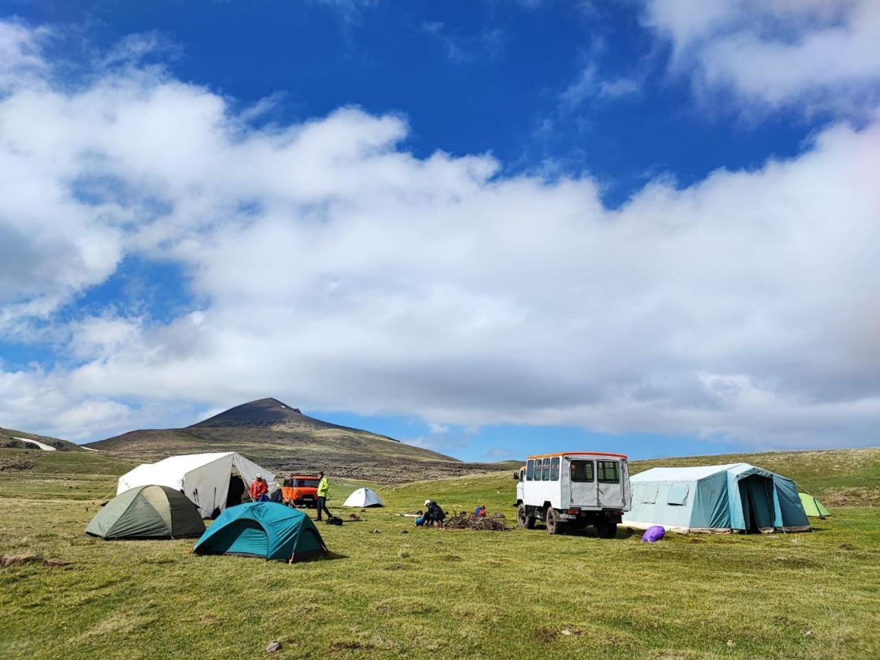 Highland Hostel Erivan Exterior foto